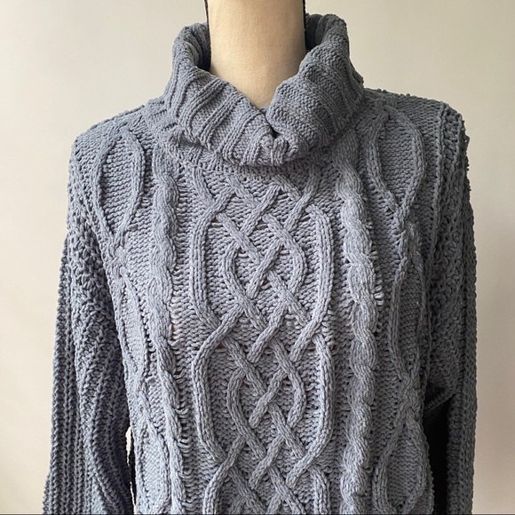Last Chance! 1 left- Cozy Cable Knit Sweater - Blue Stone - Picture 3 of 7